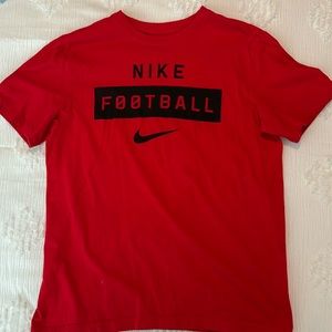 Nike Men’s Size Medium Red Tshirt